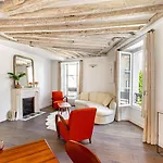 GuestReady - Séjour confortable dans le 9ème